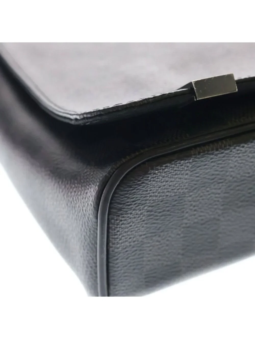Louis Vuitton District PM Damier Graphite Leather Shoulder Bag Black